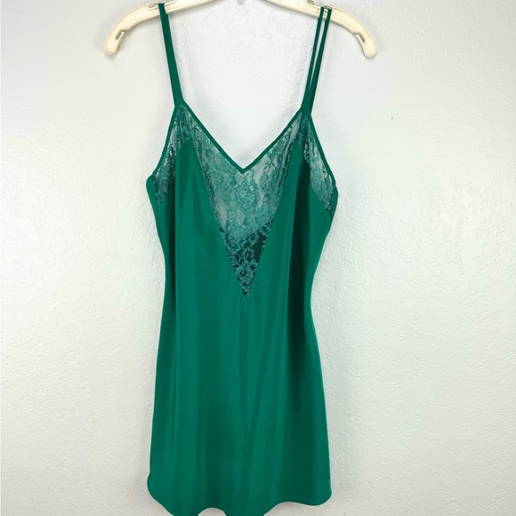 Vintage Gold Label Victorias Secret Green Lace Slip Dress - Picture 2 of 7